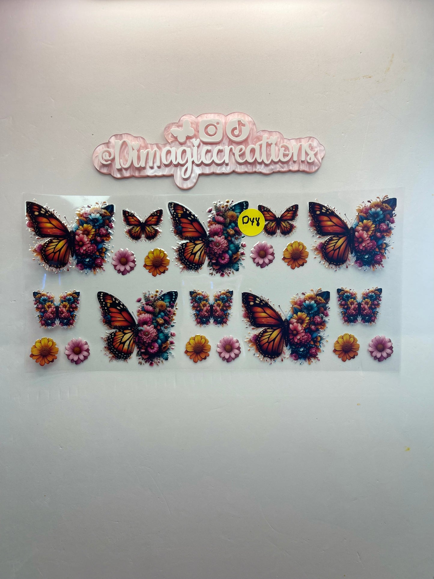 Flowerish Butterflies D48