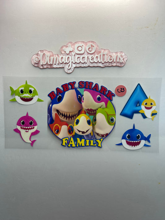 Baby Shark Family C23